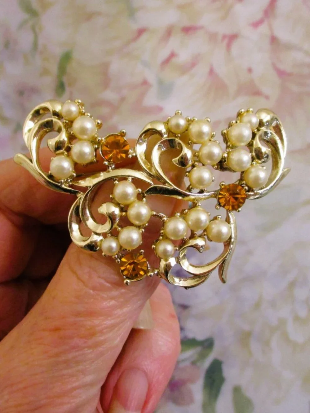 Vintage ART NOUVEAU Brooch: Goldenrod Rhinestone Pearl Swirl, Gold Plate